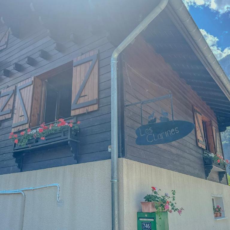 Chalet des Clarines - Chalet Authentique 13 personnes - Chalet - 84