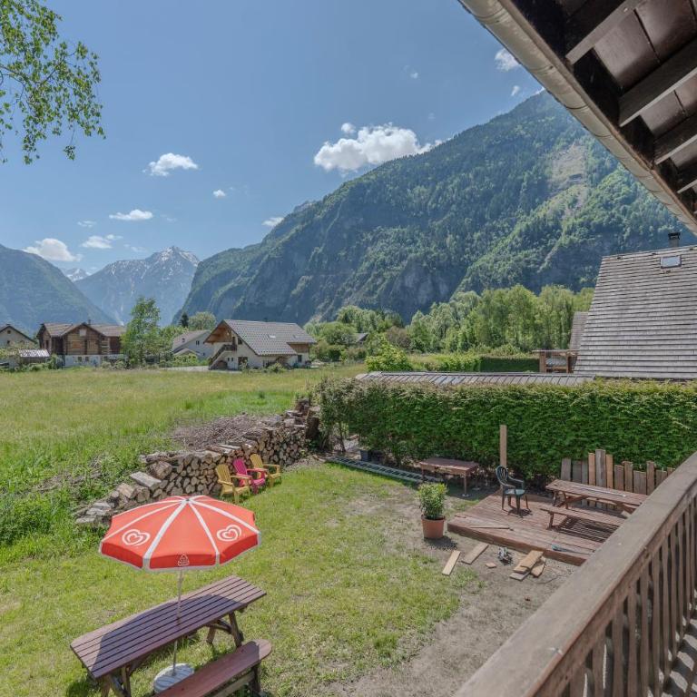 Chalet des Clarines - Chalet Authentique 13 personnes - Chalet - 85