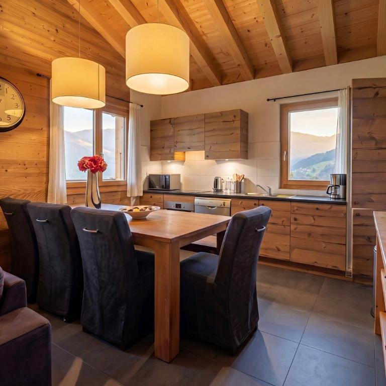 CASA-Chalet des Ponts : Évasion au Col Madeleine - Maison 4 Chambres - 10