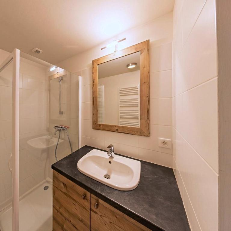 CASA-Chalet des Ponts : Évasion au Col Madeleine - Maison 4 Chambres - 33