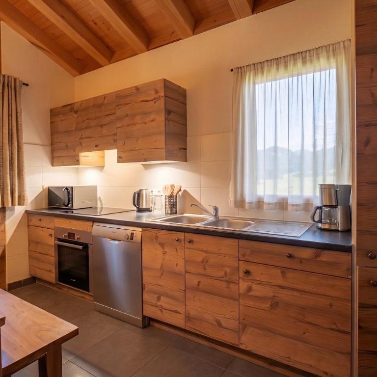 CASA-Chalet des Ponts : Évasion au Col Madeleine - Maison 4 Chambres - 38