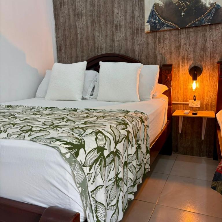 Casa Centro Histórico Hotel Cartagena - Standard Triple Room - 1