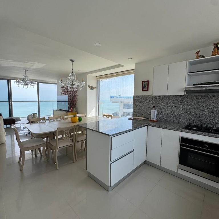 Bocagrande Terrakota Stays Luxury Oceanfront - Two-Bedroom Apartment - 14