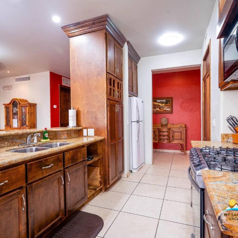 Casa Serenity Beachfront Rental - Villa - 9