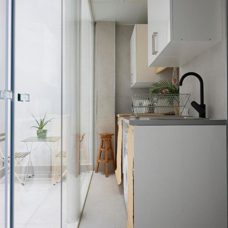 Apartamento centrico en Lavapies Madrid - Room #1661038701 - 4