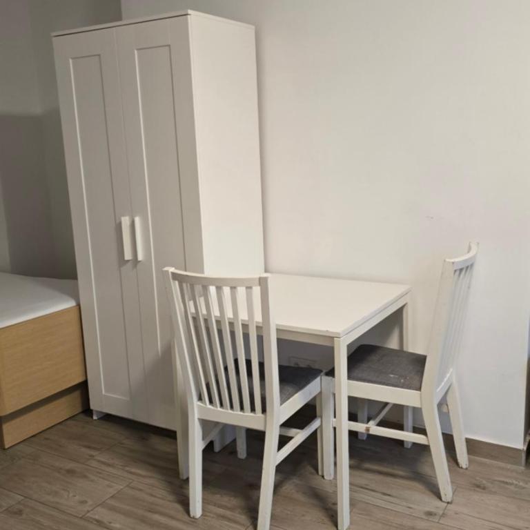 Hanin Zimmer - One-Bedroom Apartment - 5