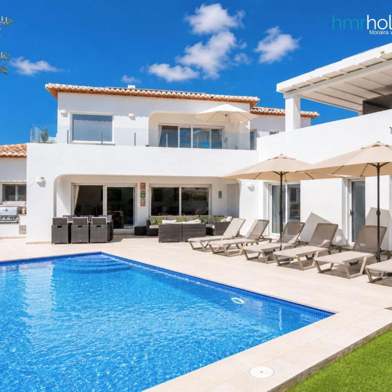 Villa Colina by HMR Holidays - Villa Deluxe - 1