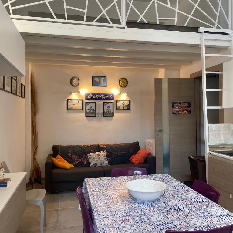 CASA ASIAGO, nel cuore di Pozzallo, pochi passi dalla spiaggia - Casa con 1 Camera da Letto - 2