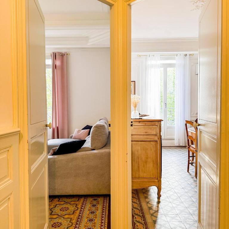 L'Haussmannien - Élégance & Confort, Vue Parc En Centre-Ville, Climatisation et Parking Privé - Appartement 2 Chambres - 39