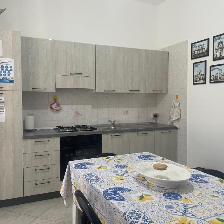 CASA BUONARROTI, comoda, pochi passi da spiaggia e centro - Apartamento de 2 dormitorios - 13