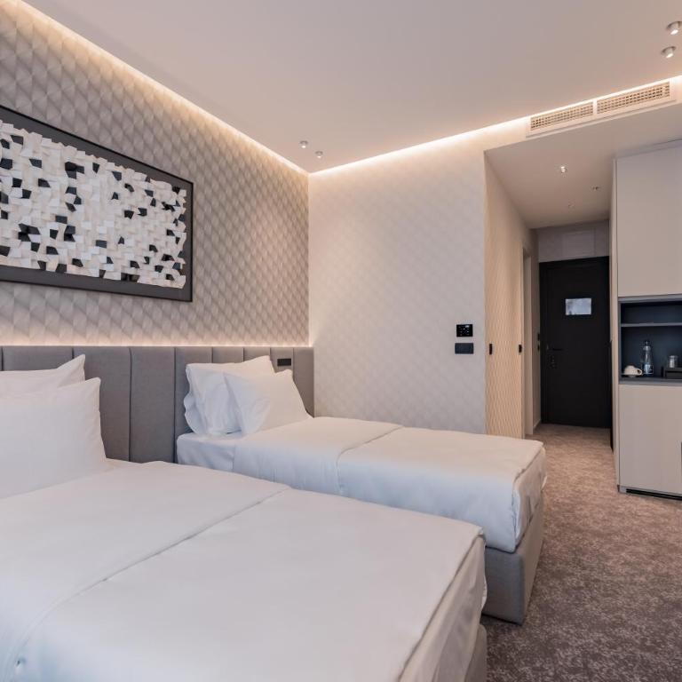 Hotel Cube - Twin Room - 7