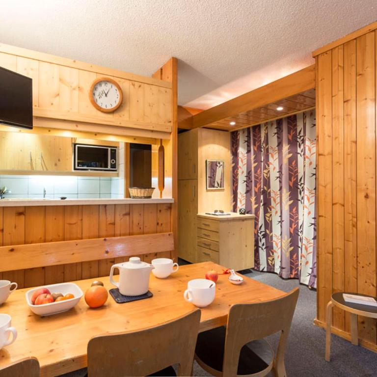 Appartement 2 pièces · Balcon · Wifi gratuit - FR-1-346-403 - Appartement - 9