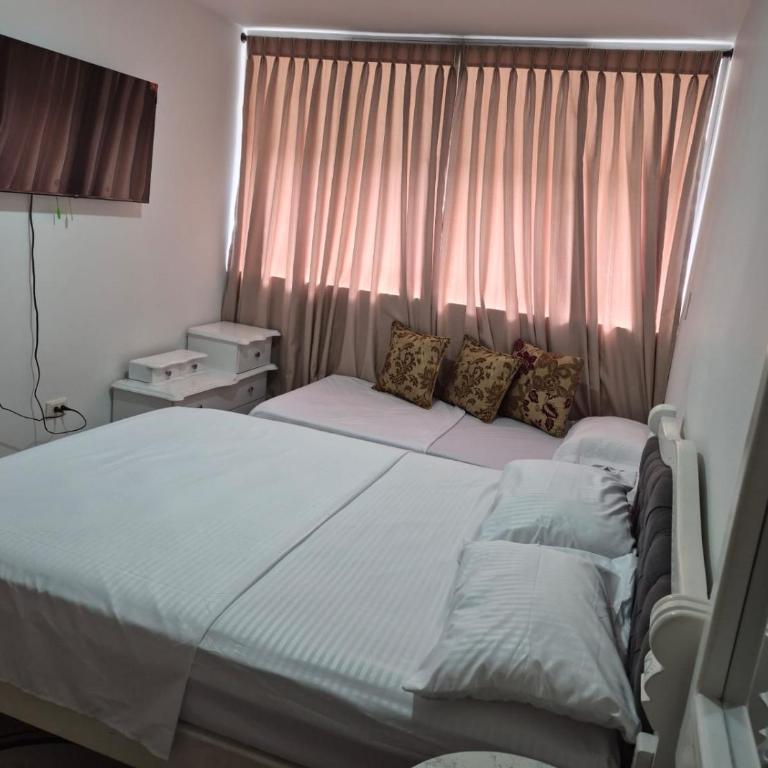 Mavile L&B - Two-Bedroom Apartment with Balcony - 3