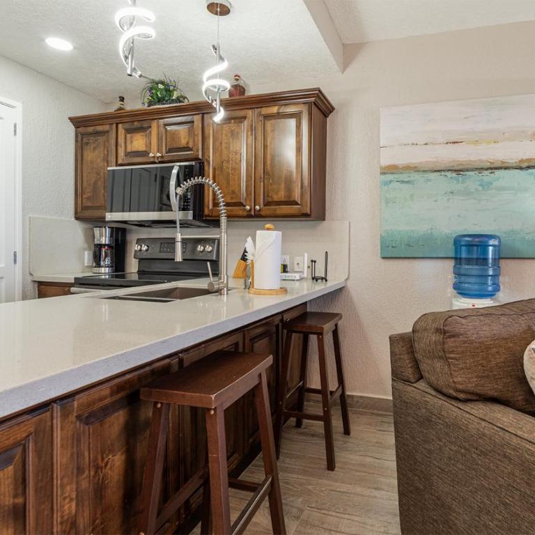 Beautiful Ocean view Retreat with Panoramic Ocean Views - Ferienhaus - 11