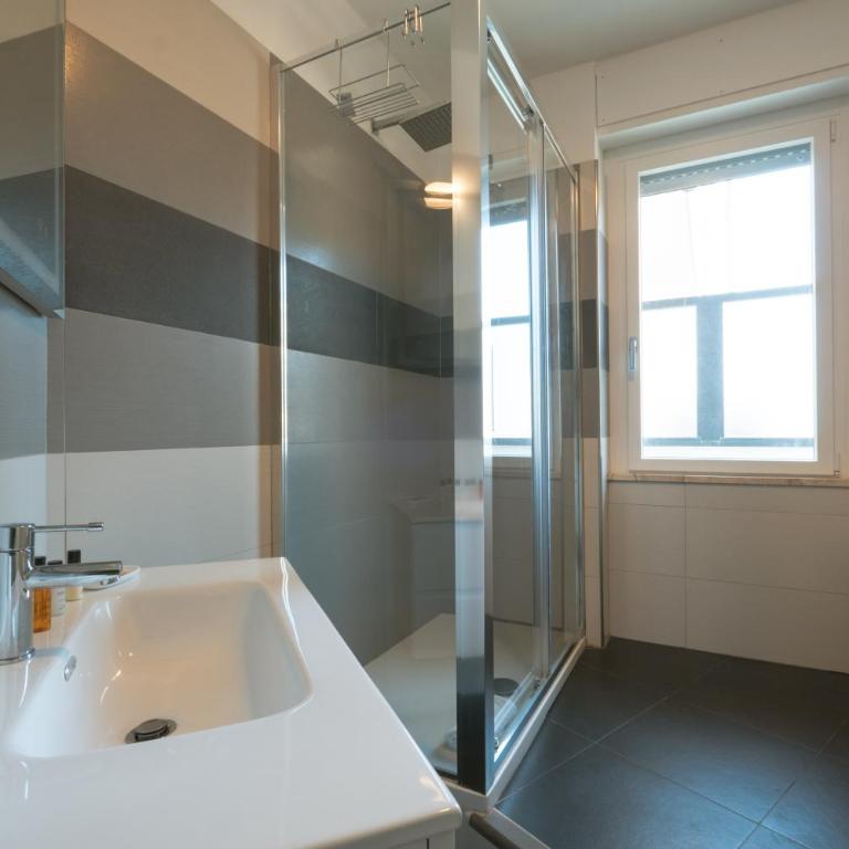 Nerea Suites - Camera Matrimoniale Deluxe con Balcone - 43