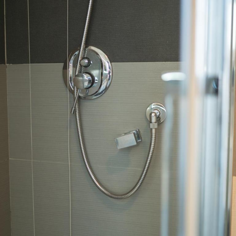 Nerea Suites - Camera Matrimoniale Deluxe con Balcone - 54