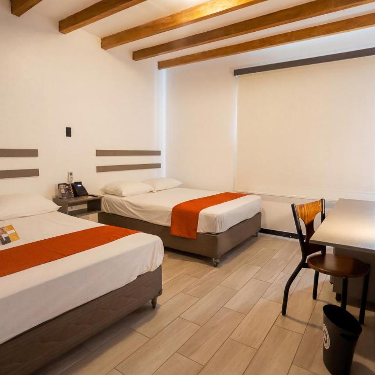 Hotel Villa Jazmin - Twin Room - 1