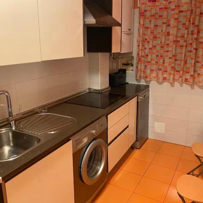 Habitación Puerta del Ángel Línea 6 de Metro - Deluxe Queen Room - 4