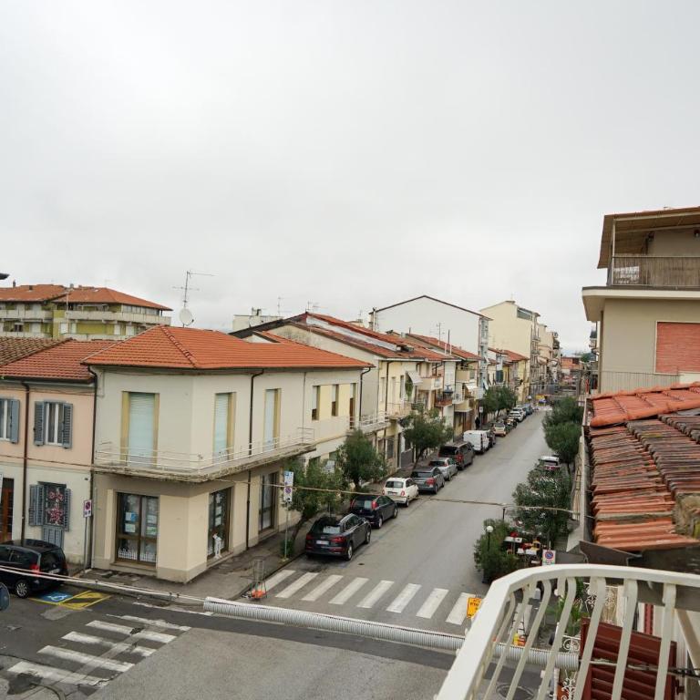 Casa MarViDe - Viareggio Centro - Three-Bedroom Apartment - 30
