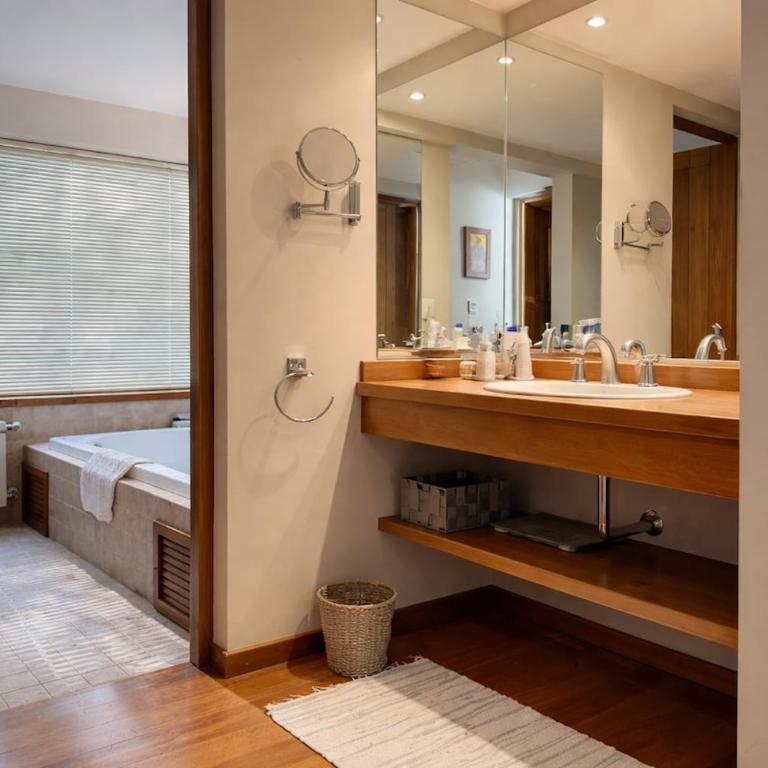 Lodge in Arelauquen Golf Club with 4 bedrooms - Room #1661123001 - 4