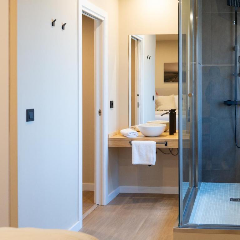 Arena Málaga Suites - Standard Double Room - 24