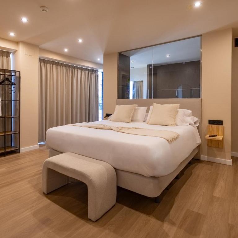 Arena Málaga Suites - Double Room - 1