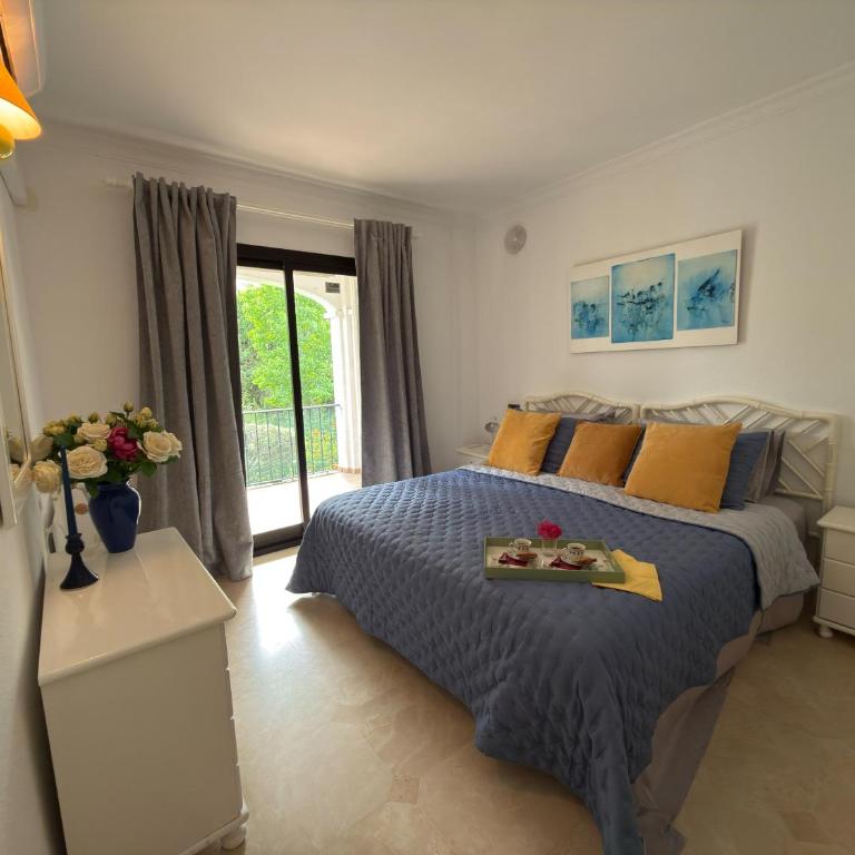 Garden Escape - Two-Bedroom Apartment - 4