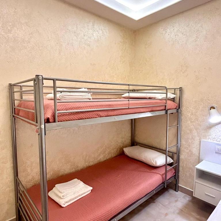 Le Rondini sul Mare Rooms - Camera Quadrupla con Balcone - 1