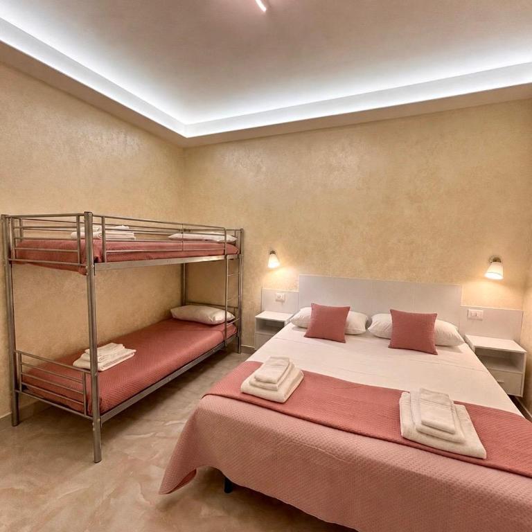 Le Rondini sul Mare Rooms - Camera Quadrupla con Balcone - 4