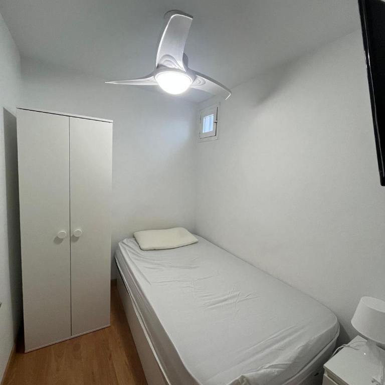 Habitación en calle Fuencarral - Apartamento de 1 dormitorio - 1