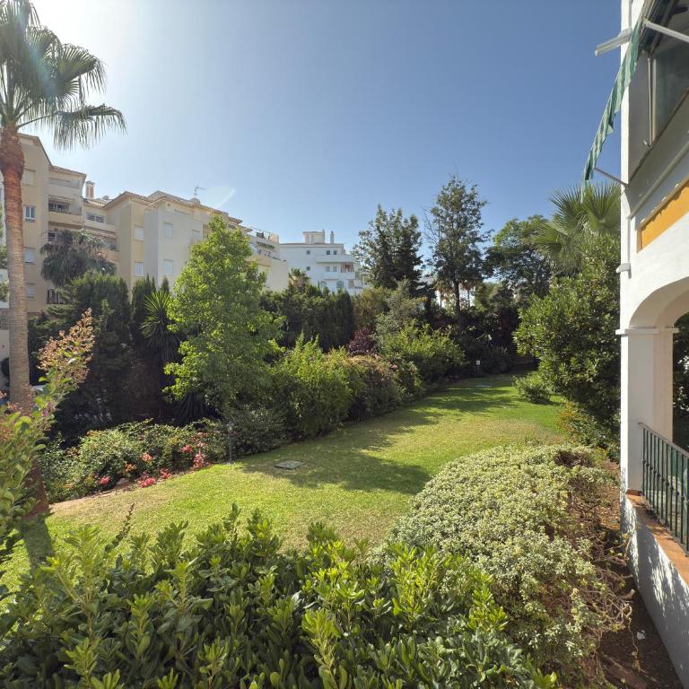 Garden Escape - Two-Bedroom Apartment - 12