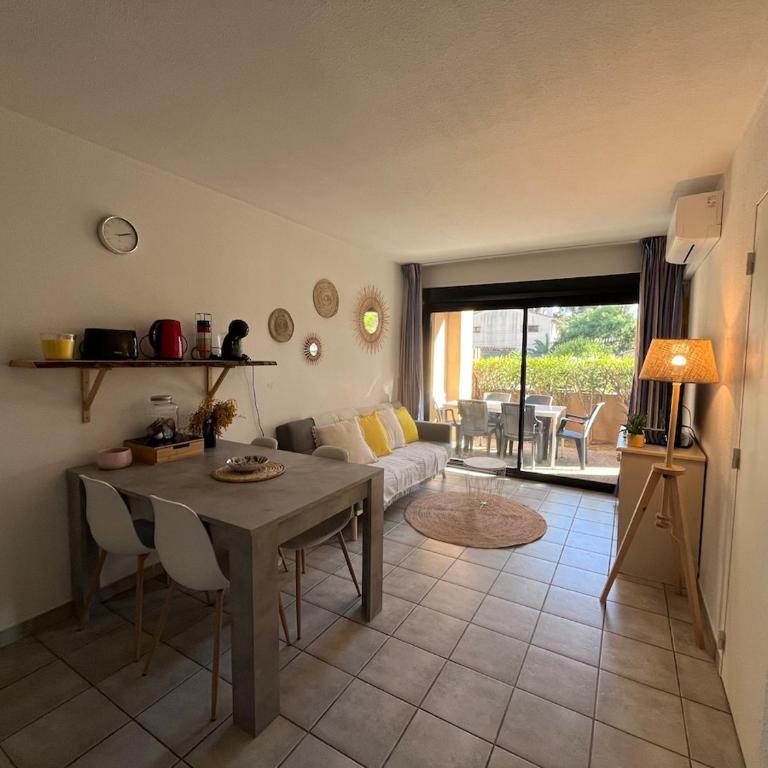Le Marina 5 & Beach and Pool - Apartment mit 3 Schlafzimmern - 4