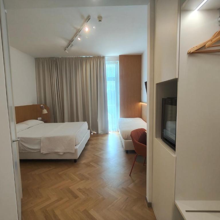 Hotel Excelsior - Camera Tripla - 1