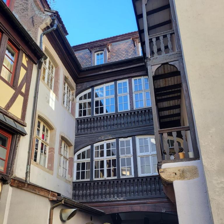 Quiet 2-bdrm flat in central Strasbourg - Appartamento - 26
