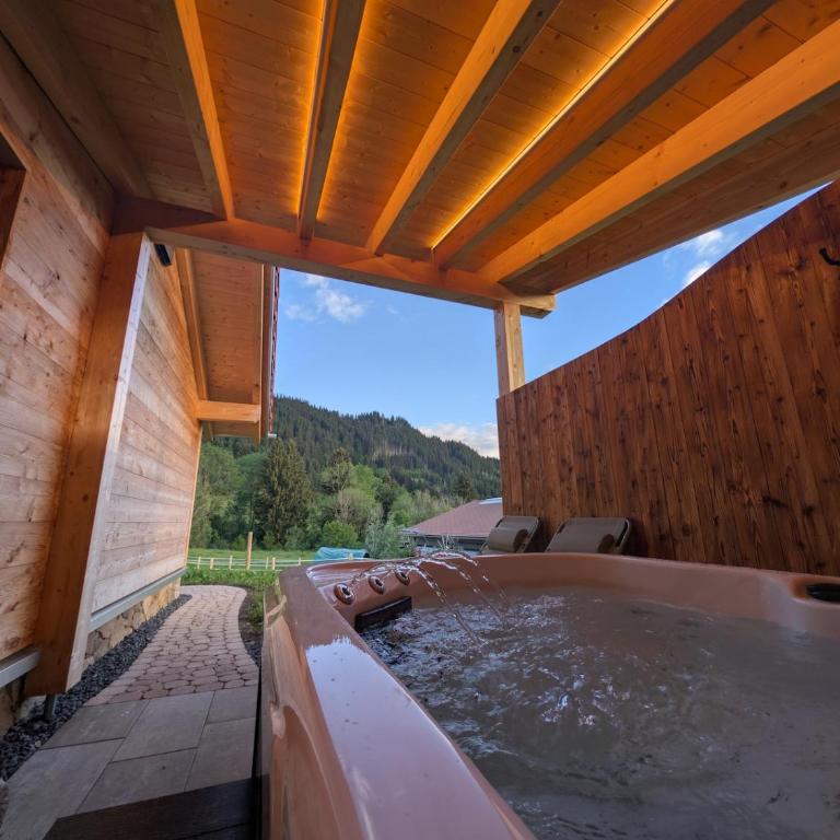 Chalet Berg & Balance - Whirlpool, Natur, Auszeit - Chalet mit 1 Schlafzimmer - 1