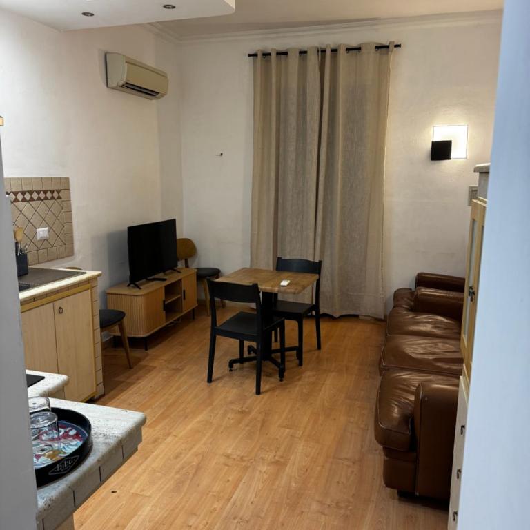 Dazio Exclusive Rooms - Single Room - 3