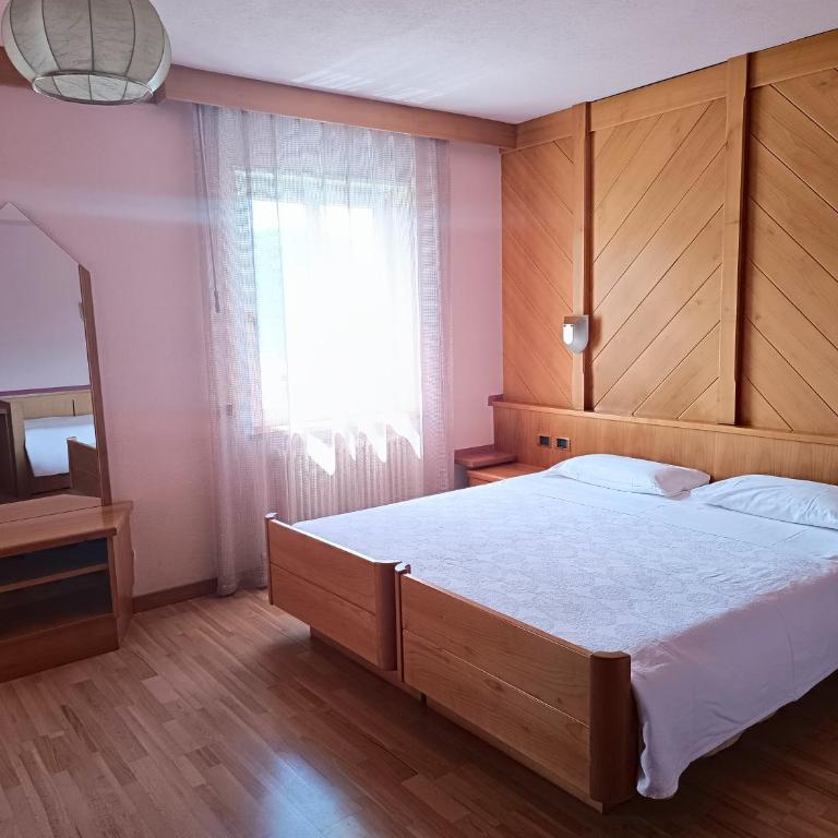 Life Hotels Rosalpina - Habitación Triple - 5