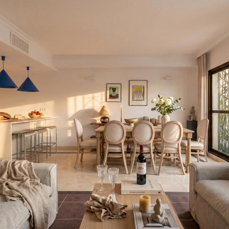 Newly Renovated 4 Bdr House Minutes From The Beach - Haus mit 4 Schlafzimmern - 1