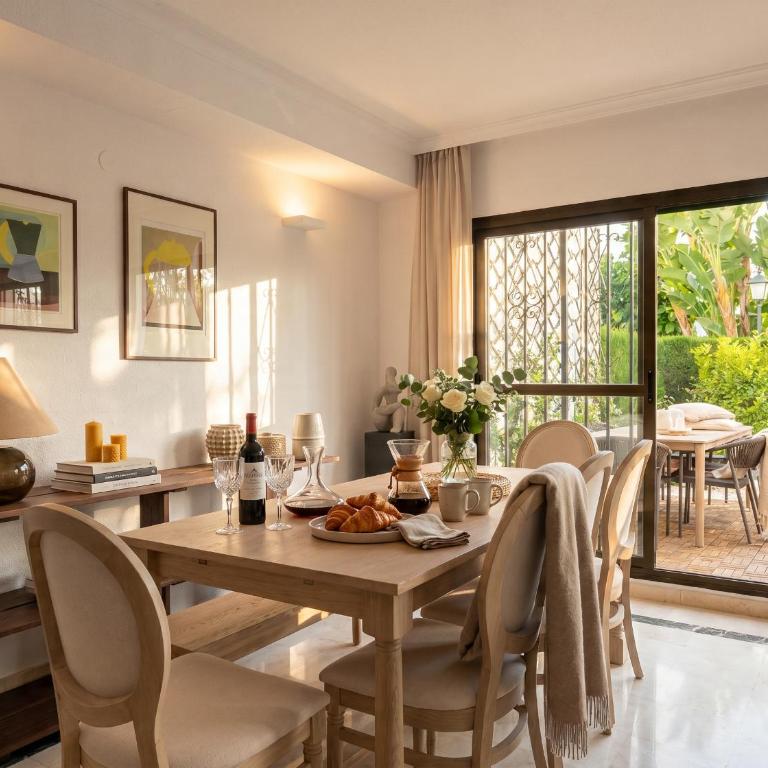 Newly Renovated 4 Bdr House Minutes From The Beach - Haus mit 4 Schlafzimmern - 2