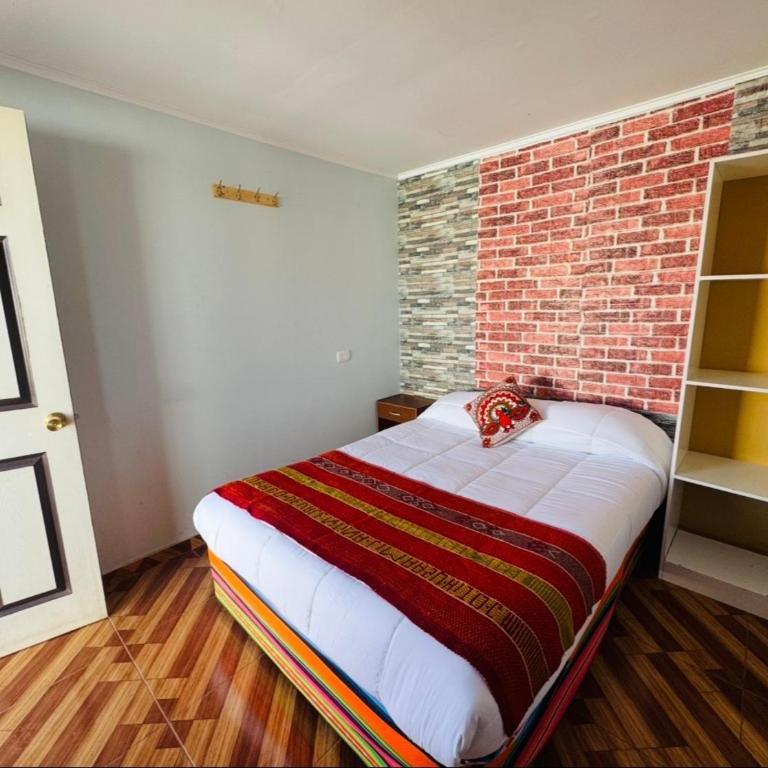 Hostal El Amigo Lucho - Habitación Doble con baño privado - 10