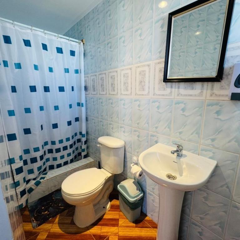 Hostal El Amigo Lucho - Habitación Doble con baño privado - 6
