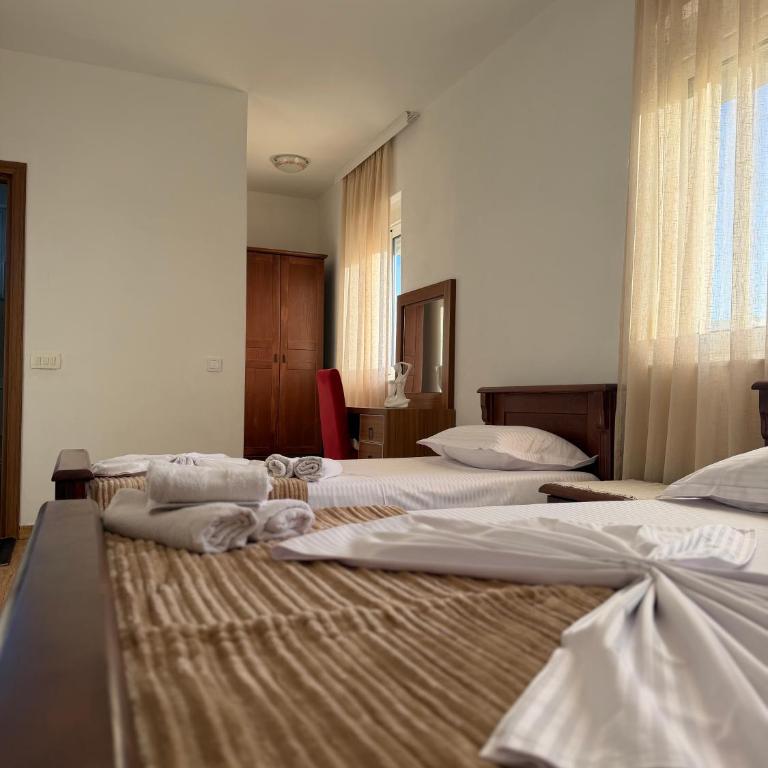 Casa ROBI - Apartments - One-Bedroom Premier Apartment - 3