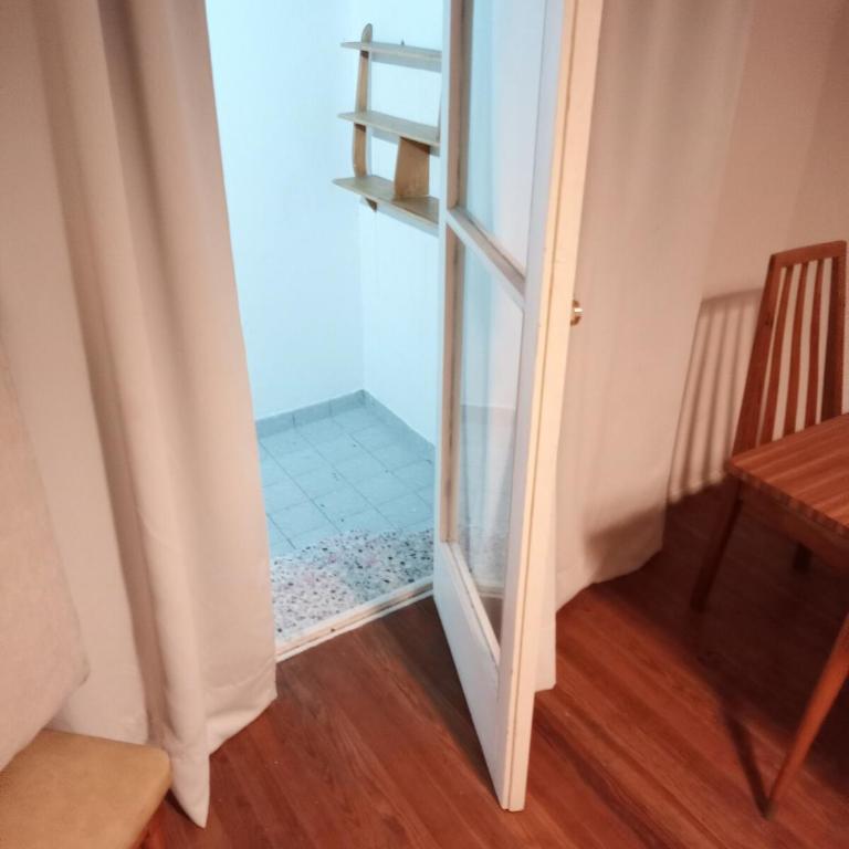 Bolívar 2350 PB Dpto 4 - One-Bedroom Apartment - 2