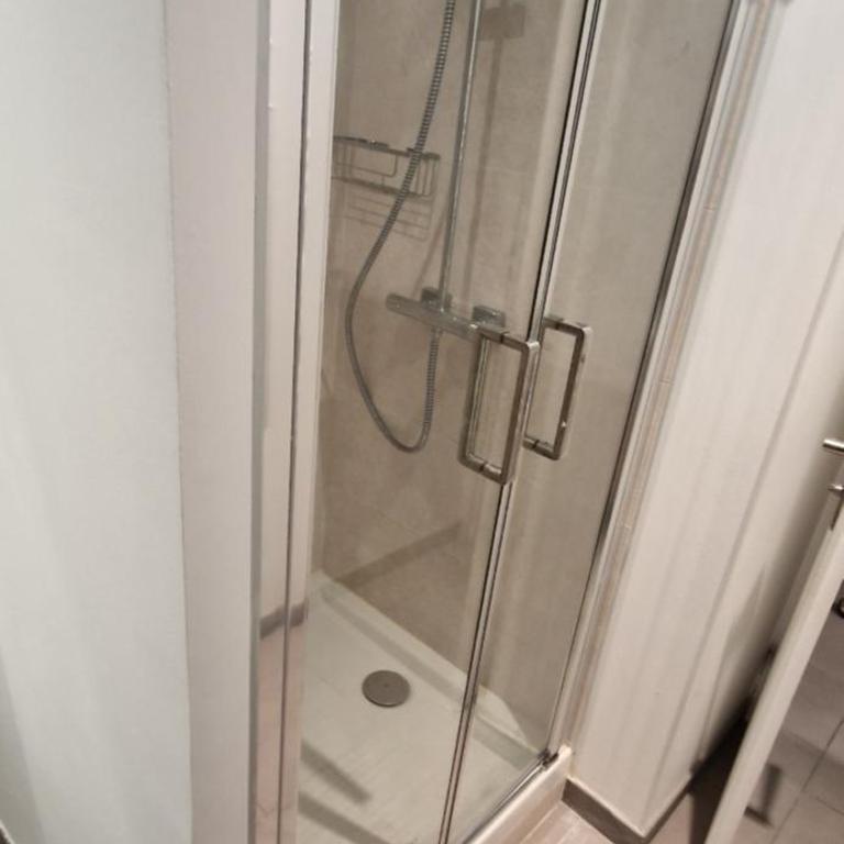 Appartement Cosy quartier calme et proche gare - Two-Bedroom Apartment - 23