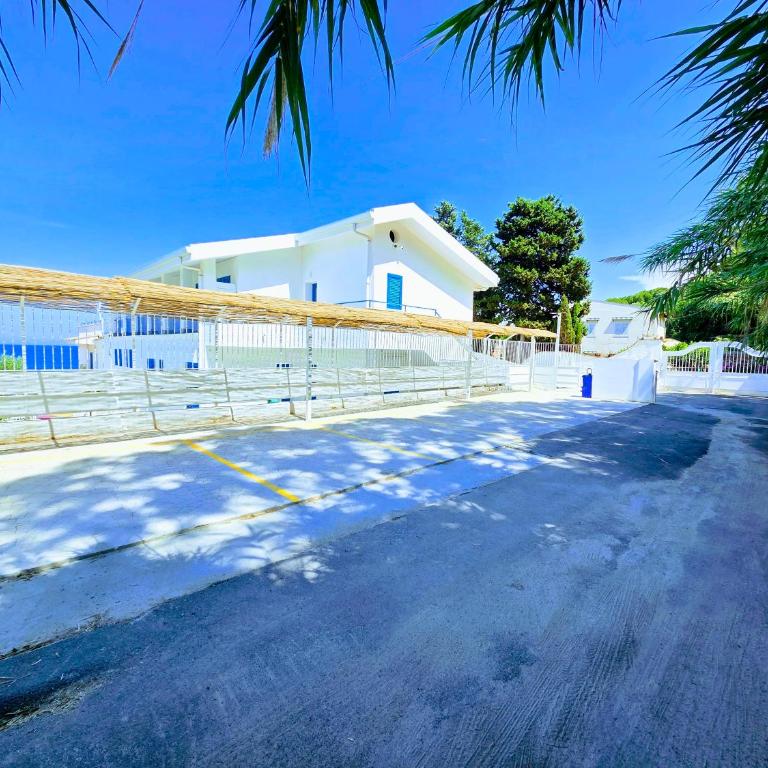Hamman Exclusive Waterfront Villa Residence Shared Infinity Pool & Private Sea Access - Apartamento de 3 dormitorios - 60