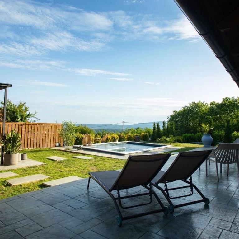 The Stonehouse - One-Bedroom Villa - 7