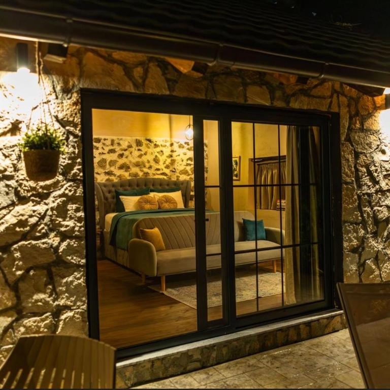 The Stonehouse - One-Bedroom Villa - 39