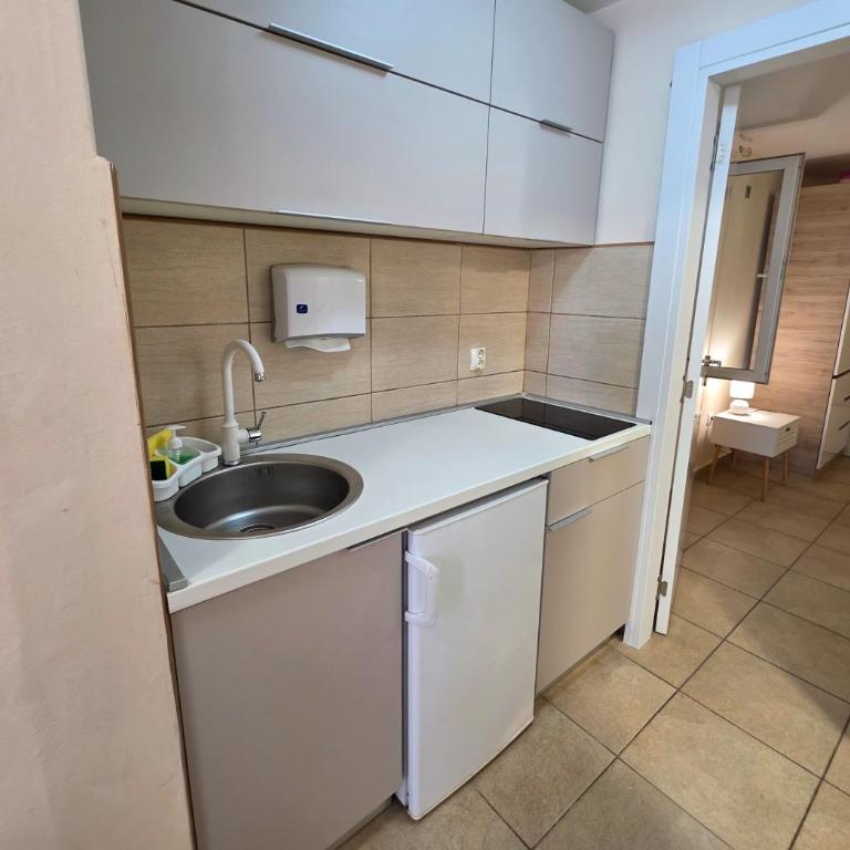 Apartmani Bijelic HN - Apartment with Garden View - 18