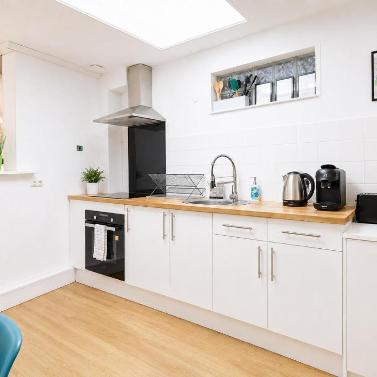 La Maison POP I Parking gratuit I Amiens centre I 6 personnes - Two-Bedroom House - 14