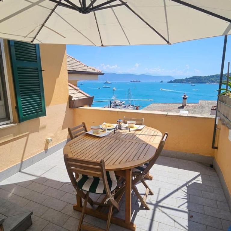 Ampia casa marinara con meravigliosa terrazza vista mare Da Mario e Rosanna - Casa con 3 Camere da Letto - 1